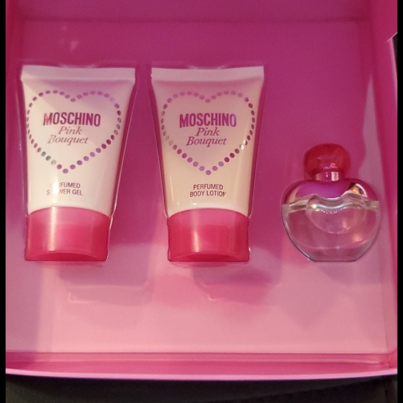 Moschino mini set - Picture 1 of 3